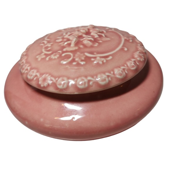 Vintage Handmade Ceramic Powder Trinket Box Pink Angels Round 6.5 Inches‎ SEE - Picture 4 of 12